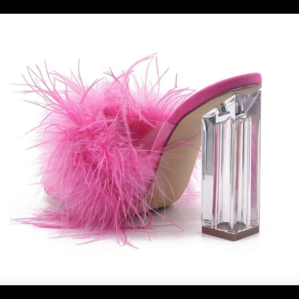 Final Restock!!! ☠️ Feather Slide Sandal - Picture 2 of 3